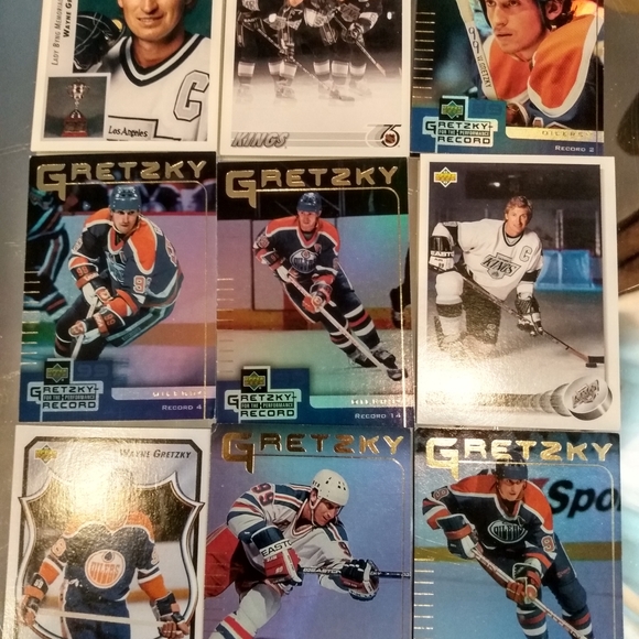Hockey cards, yg's and jerseys and more - Picture 2 of 16